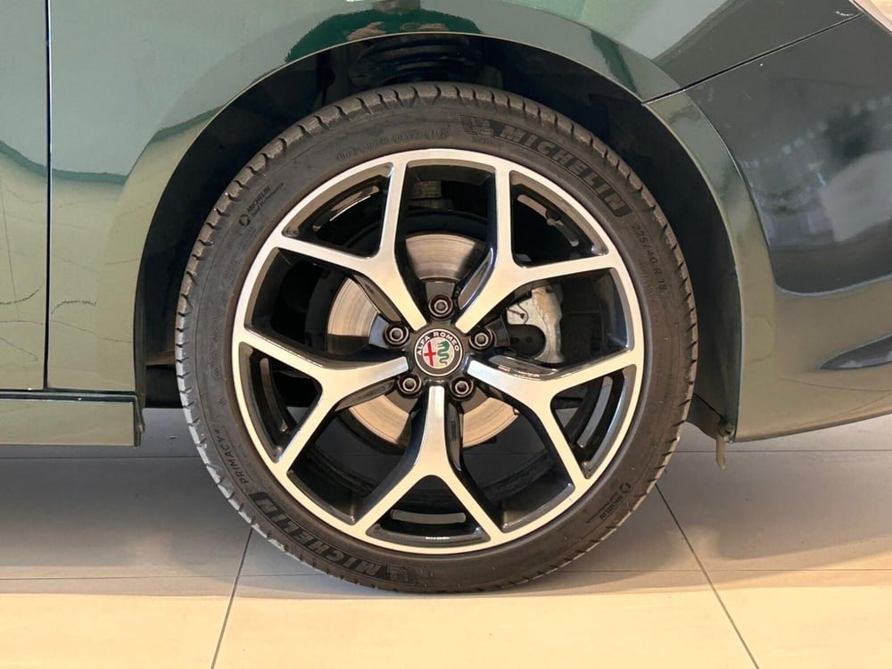 Alfa Romeo Giulietta usata a Napoli (9)