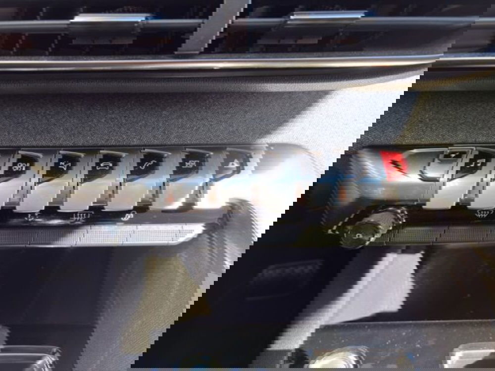 Peugeot 3008 usata a Perugia (16)