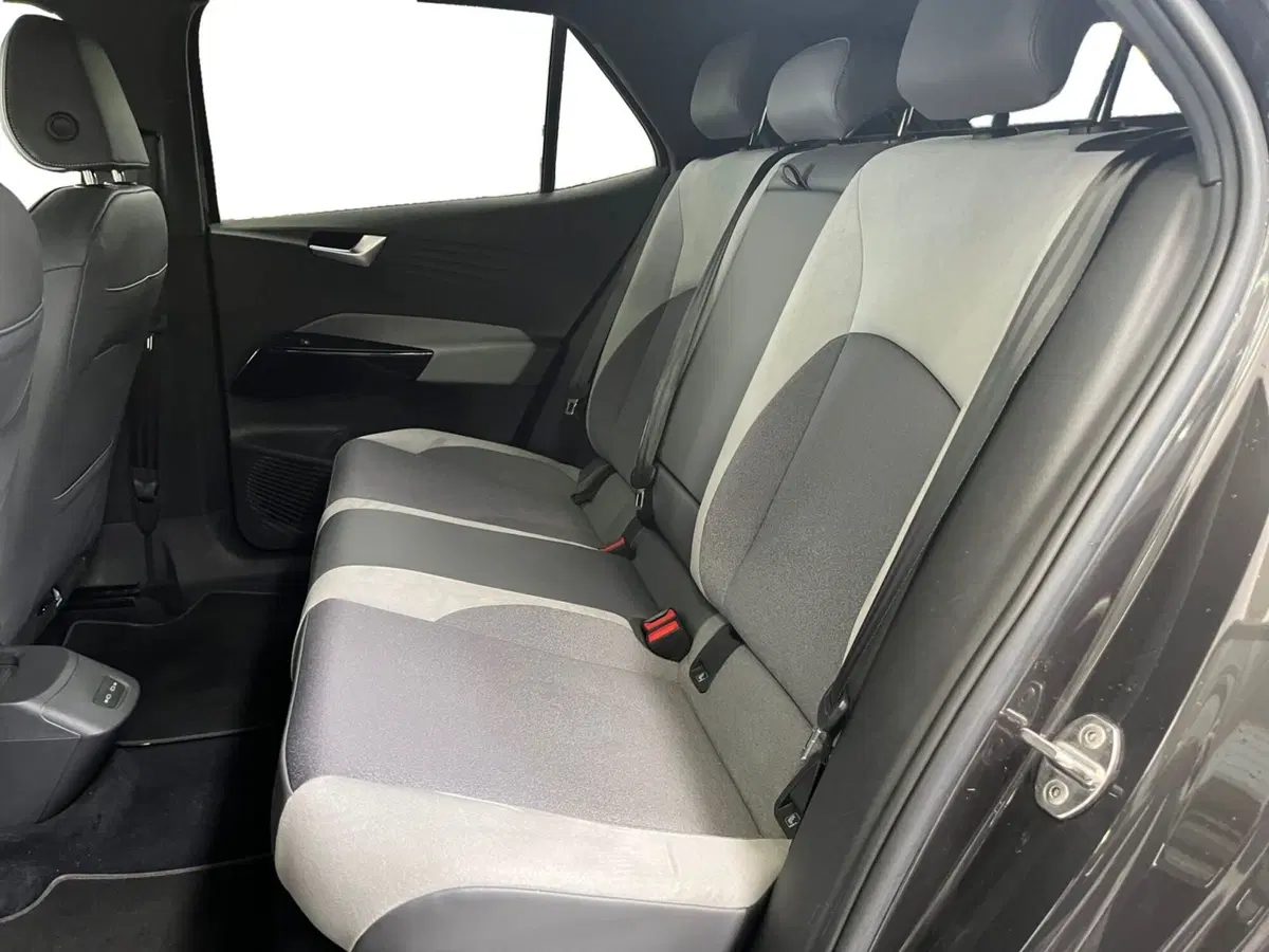 Volkswagen ID.3 nuova a Modena (13)