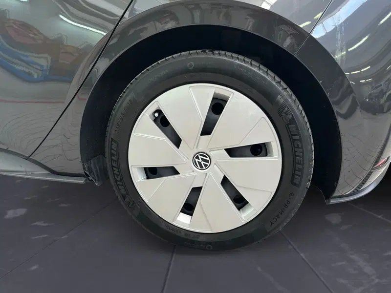Volkswagen ID.3 nuova a Modena (14)