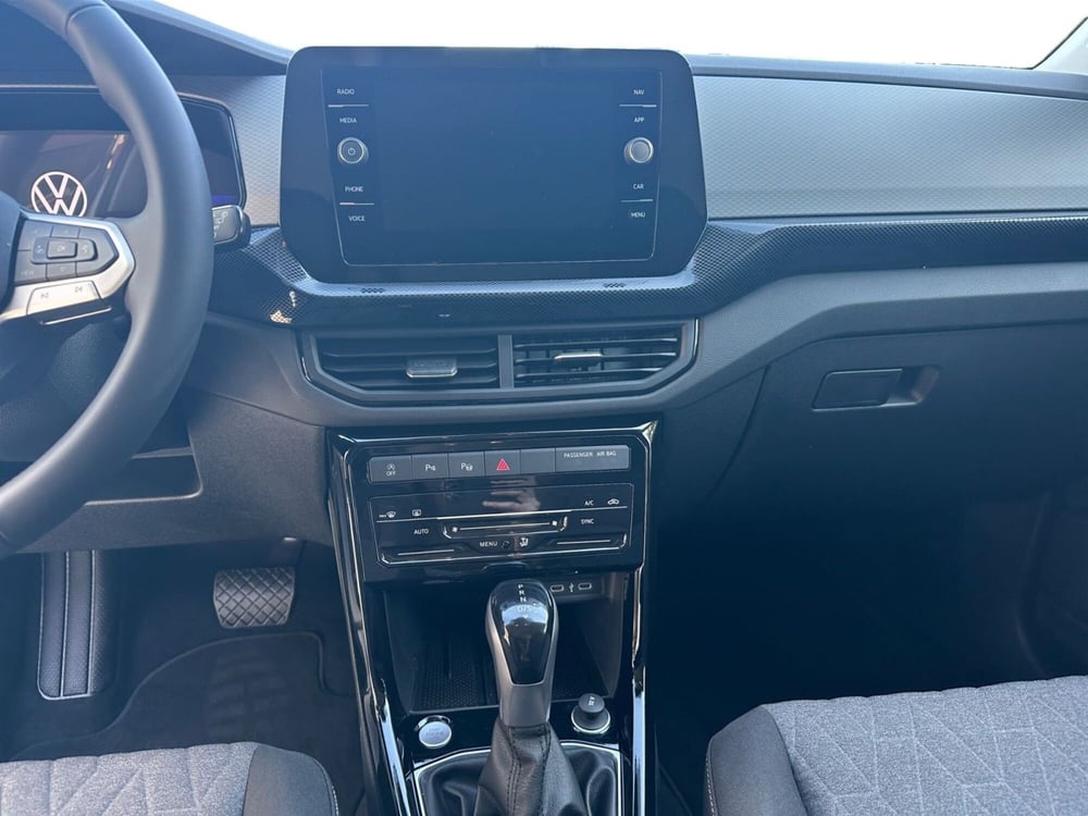 Volkswagen T-Cross nuova a Modena (11)