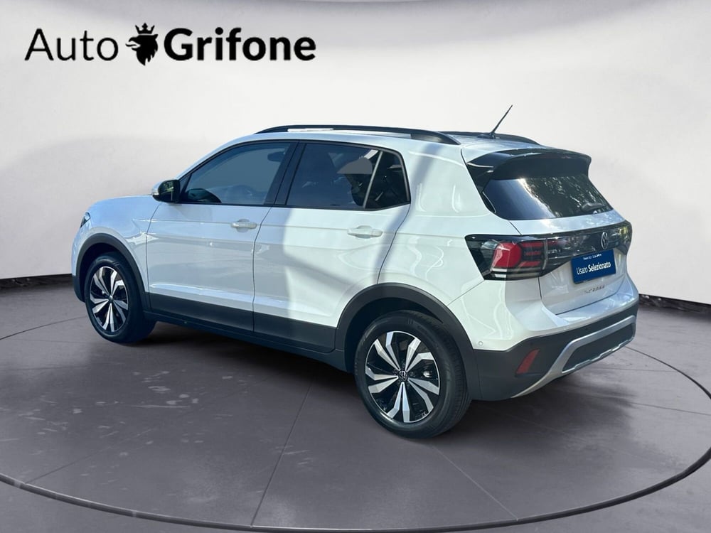 Volkswagen T-Cross nuova a Modena (3)