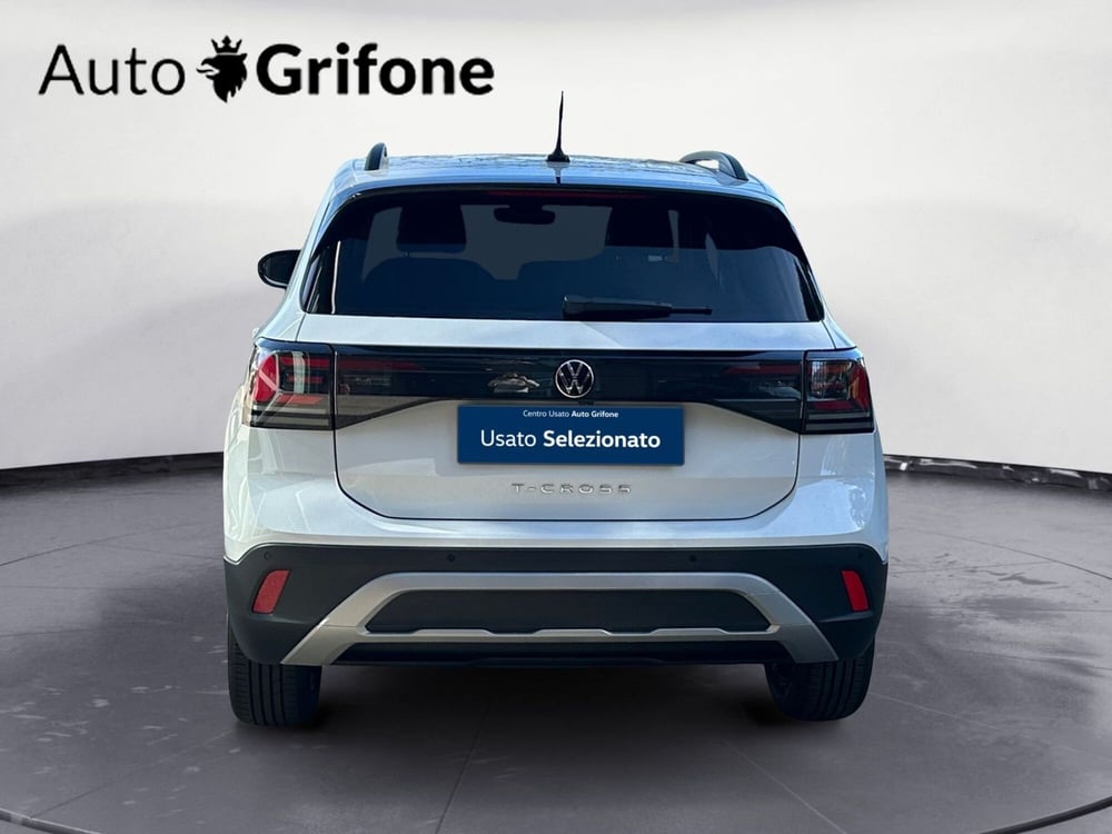 Volkswagen T-Cross nuova a Modena (4)