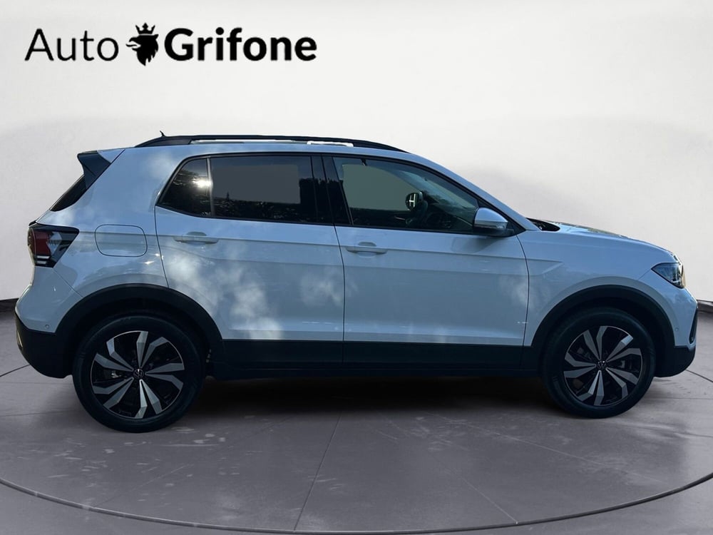 Volkswagen T-Cross nuova a Modena (6)