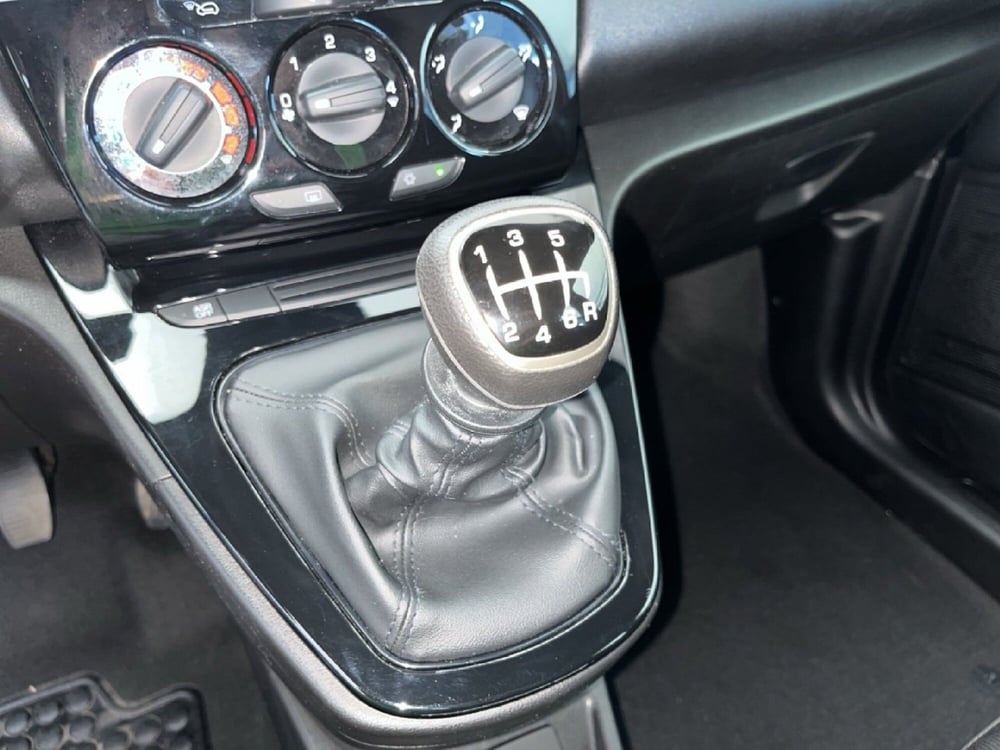 Lancia Ypsilon usata a Torino (14)