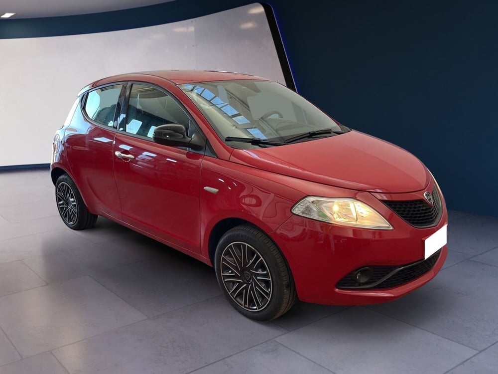 Lancia Ypsilon usata a Torino (3)