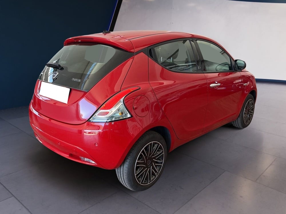 Lancia Ypsilon usata a Torino (4)