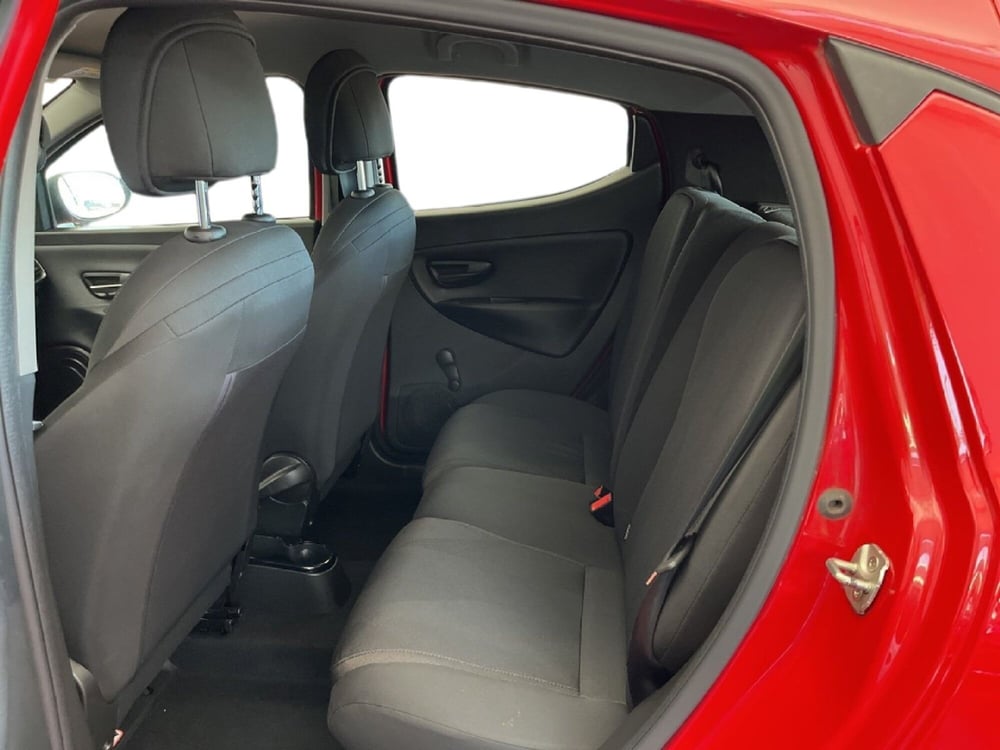 Lancia Ypsilon usata a Torino (8)