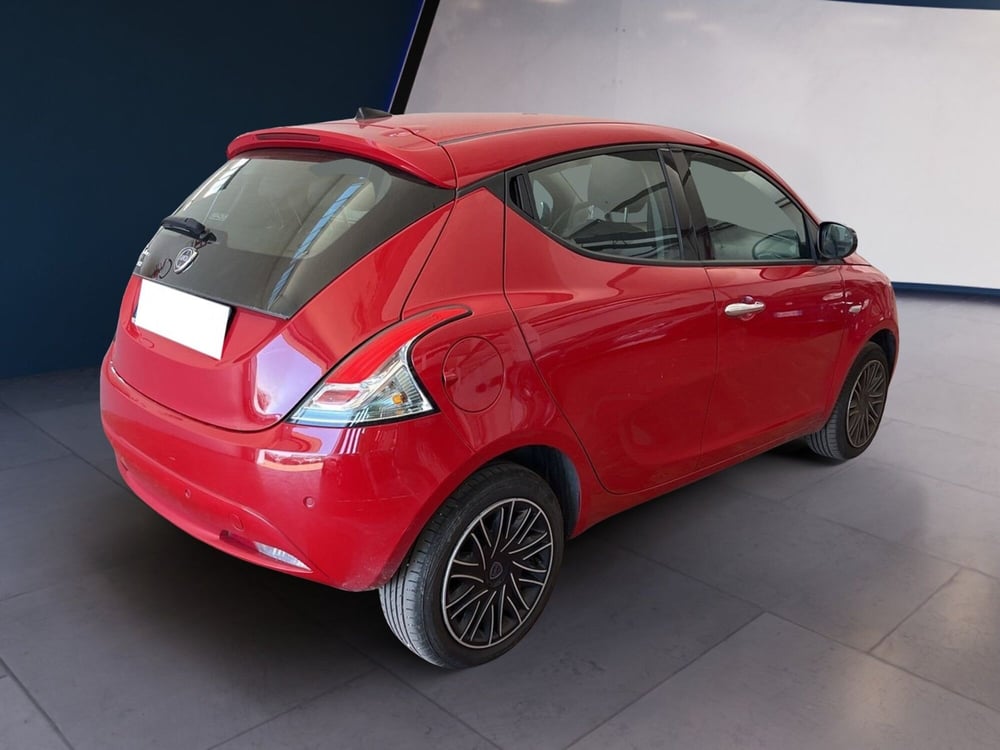 Lancia Ypsilon usata a Torino (4)
