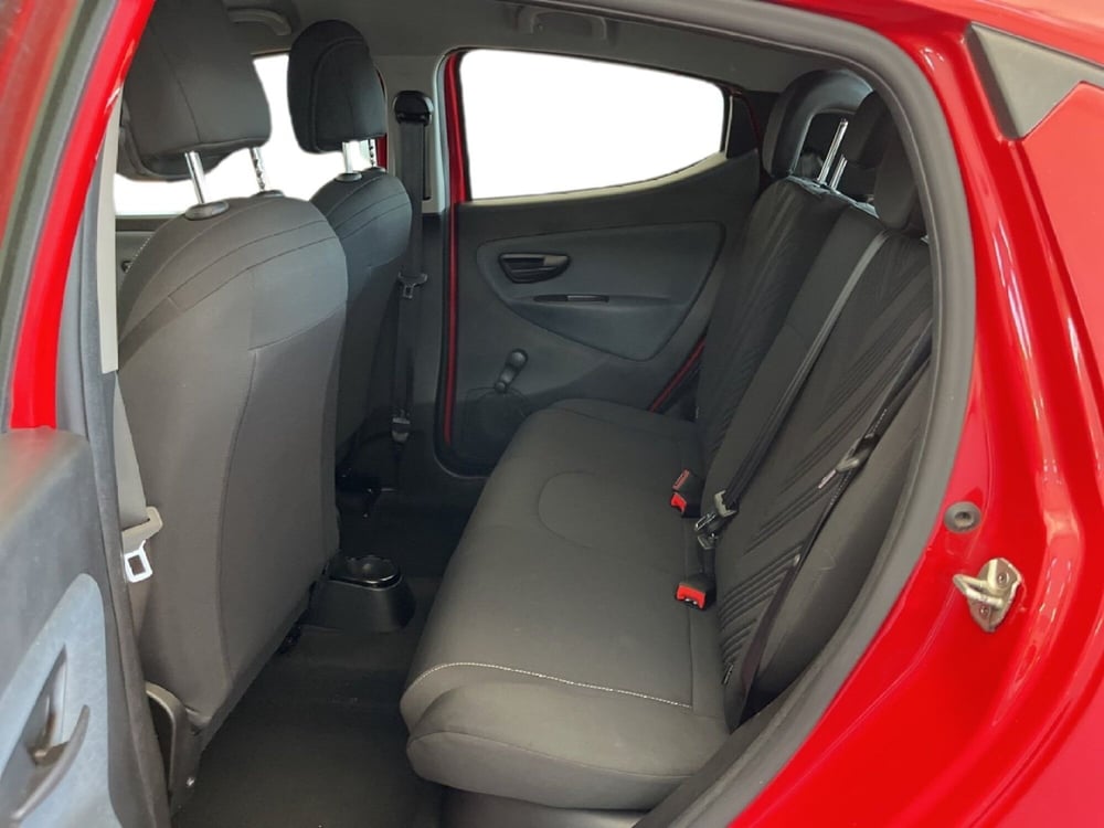 Lancia Ypsilon usata a Torino (8)