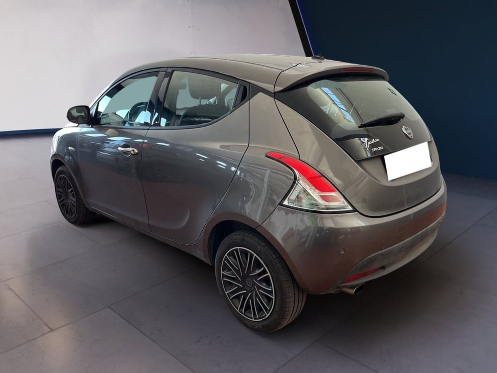 Lancia Ypsilon usata a Torino (4)