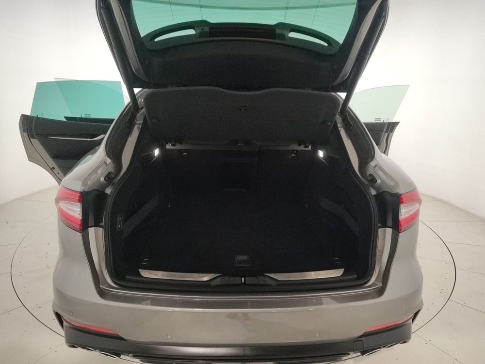 Maserati Levante usata a Alessandria (11)