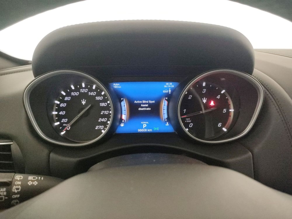 Maserati Levante usata a Alessandria (15)