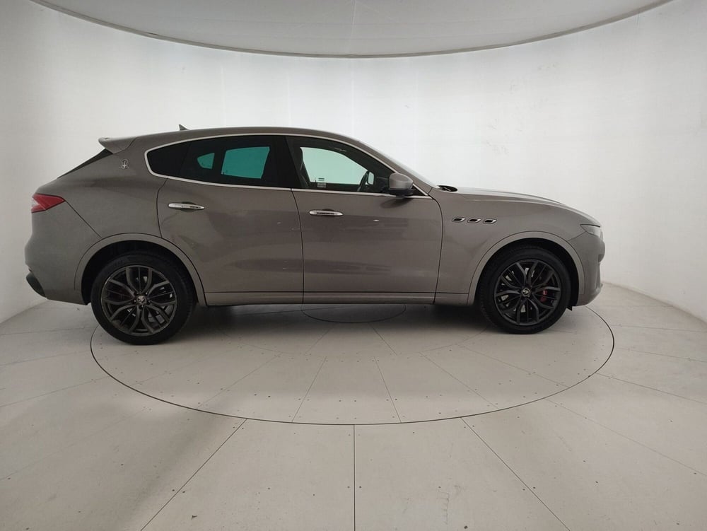 Maserati Levante usata a Alessandria (5)