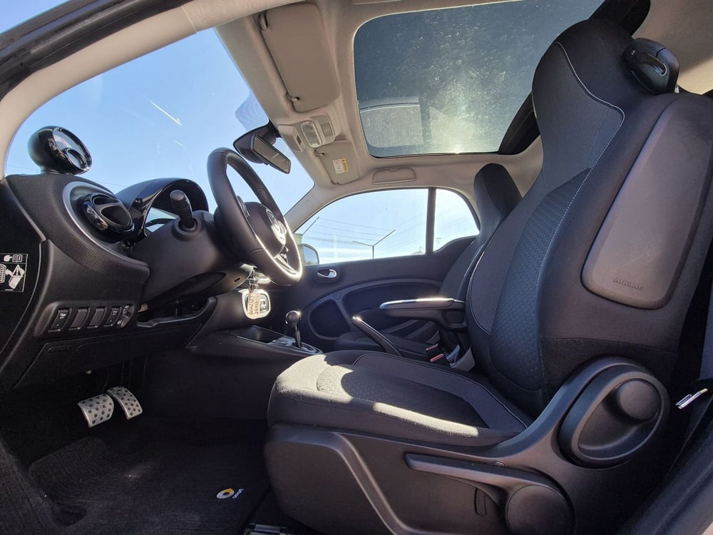 smart Fortwo usata  (16)