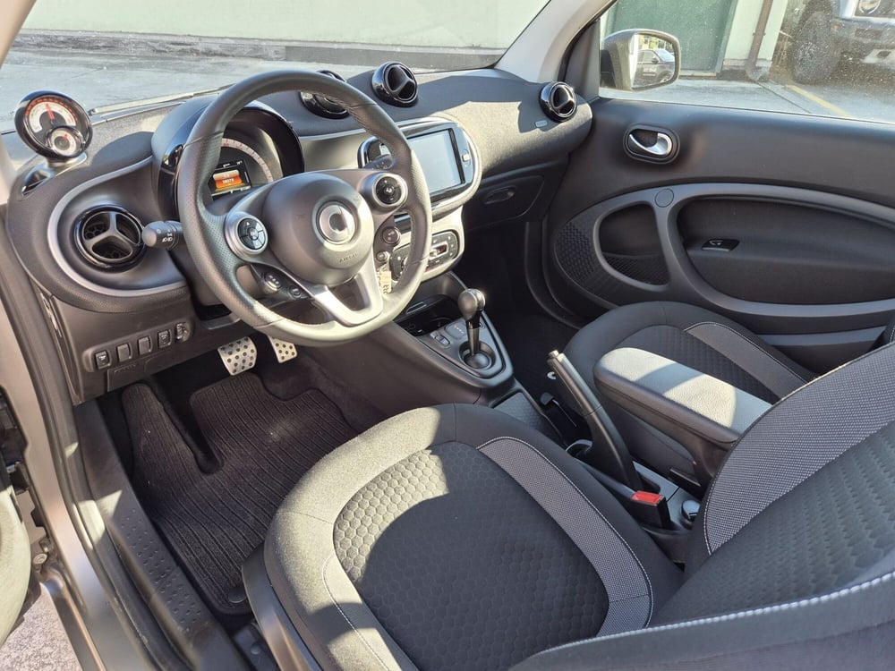 smart Fortwo usata  (6)
