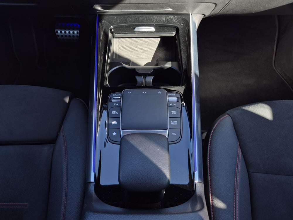 Mercedes-Benz EQA usata  (20)