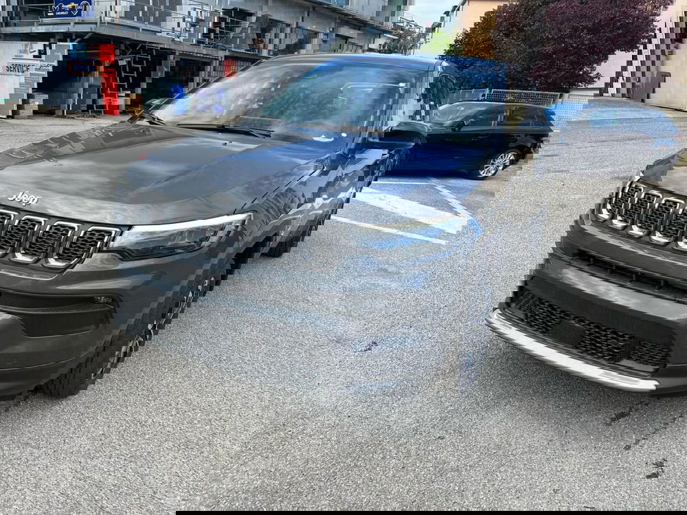 Jeep Compass nuova a Milano