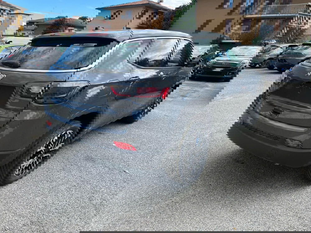 Jeep Compass nuova a Milano (7)