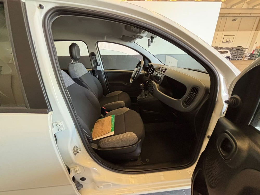 Fiat Panda Cross usata a Milano (11)