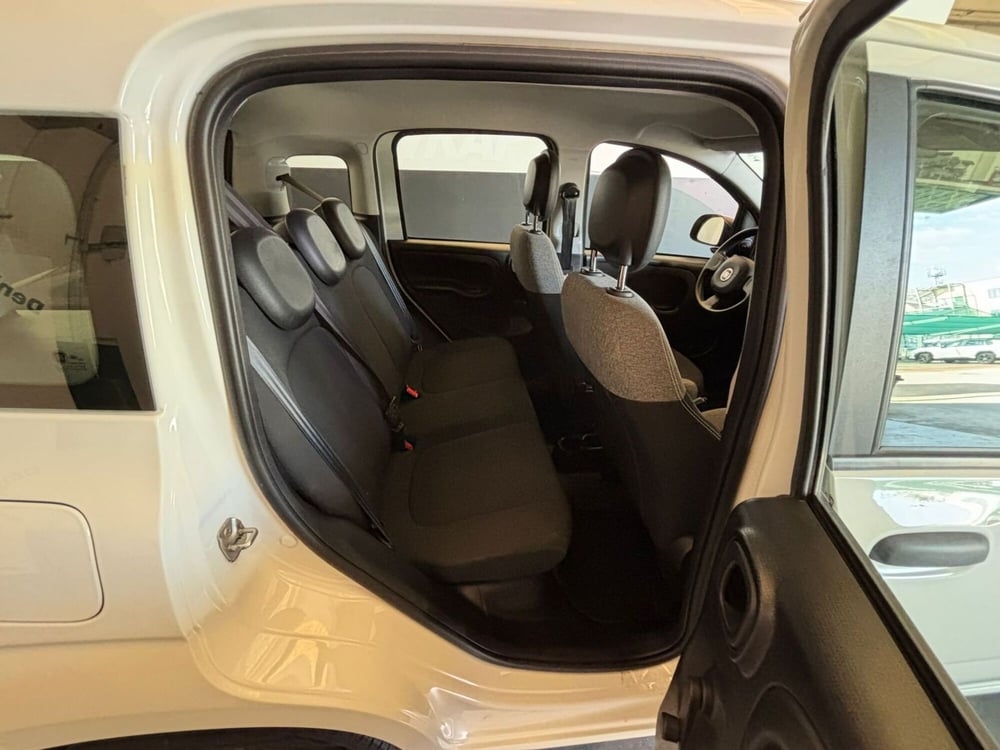 Fiat Panda Cross usata a Milano (12)