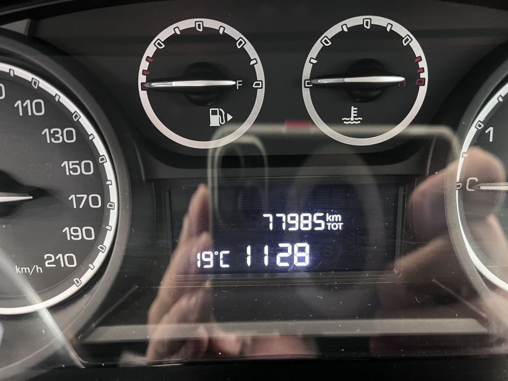 Lancia Ypsilon usata a Prato (11)
