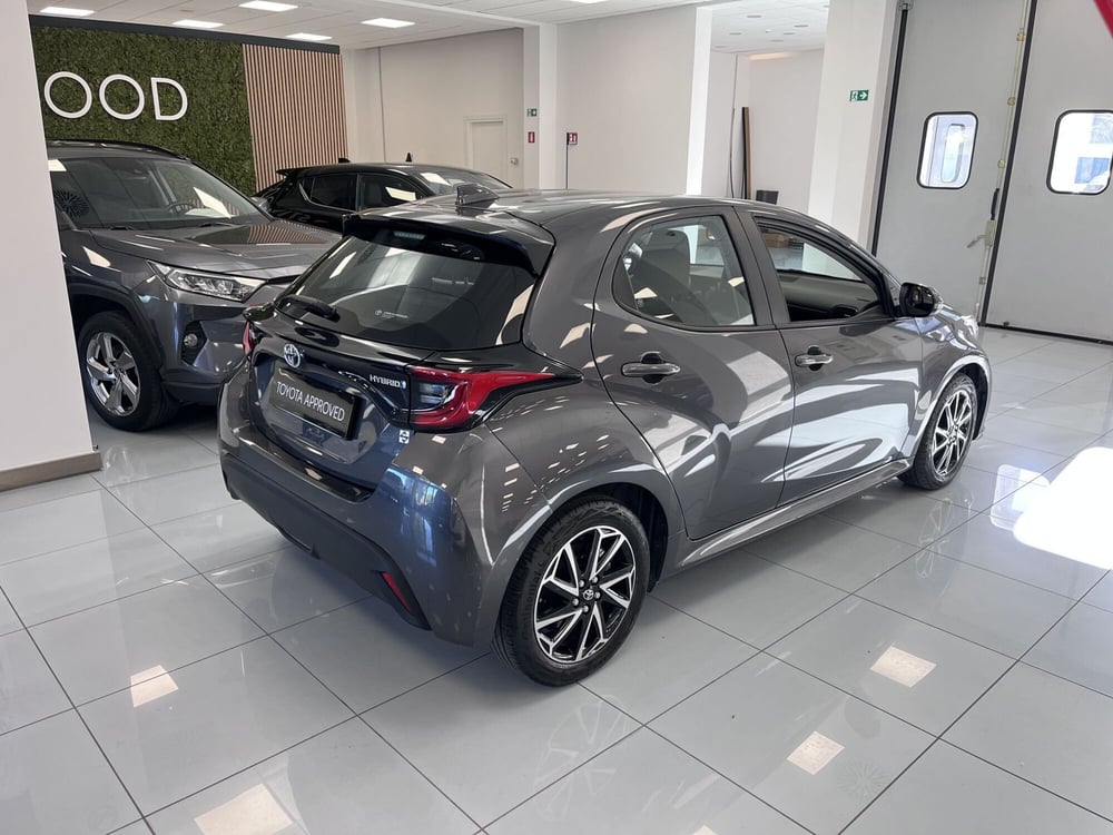 Toyota Yaris usata a Prato (4)