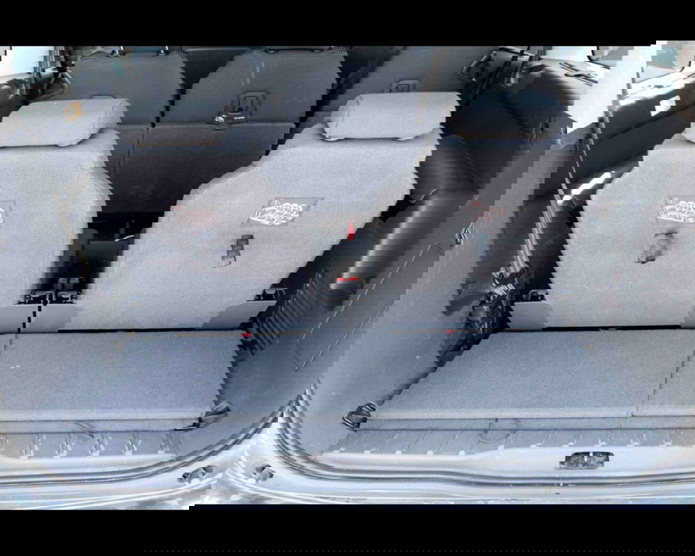 Peugeot 5008 usata a Treviso (16)