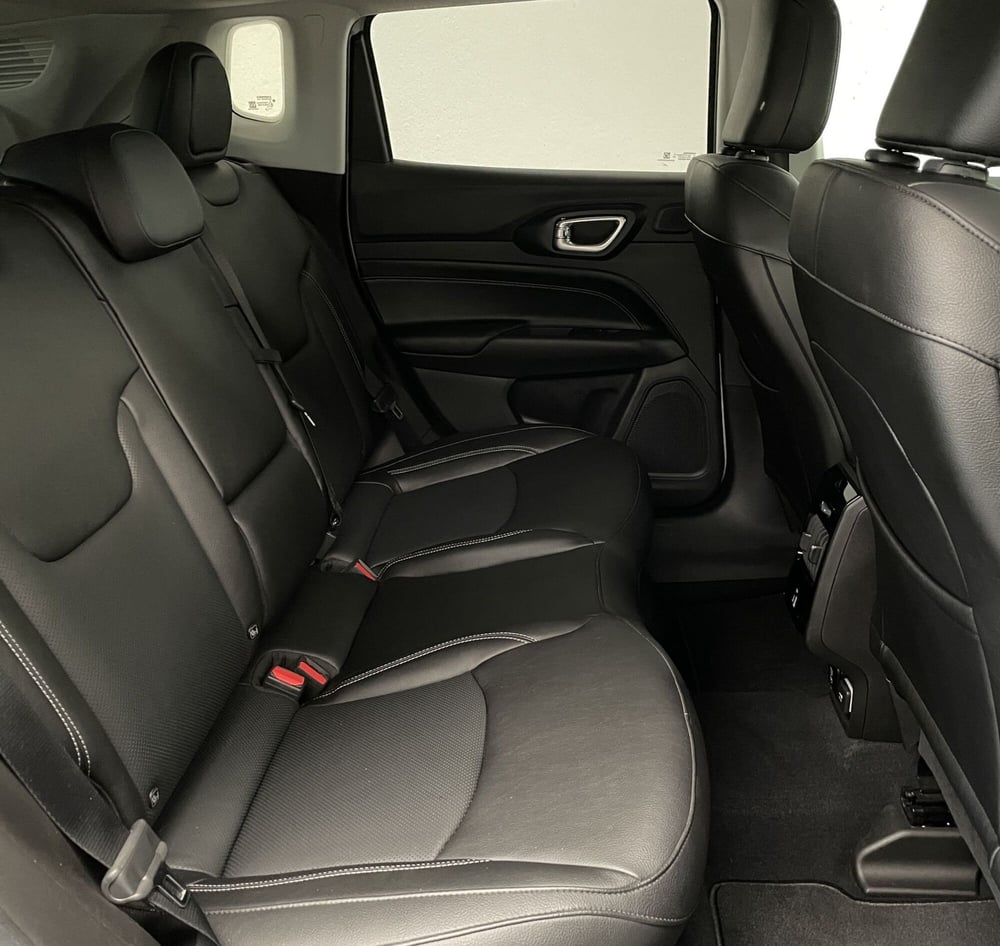 Jeep Compass usata a Novara (9)