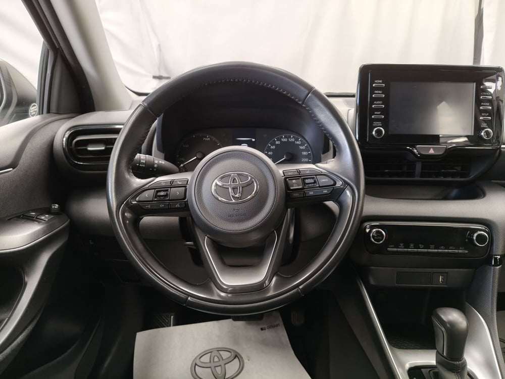 Toyota Yaris usata a Roma (11)