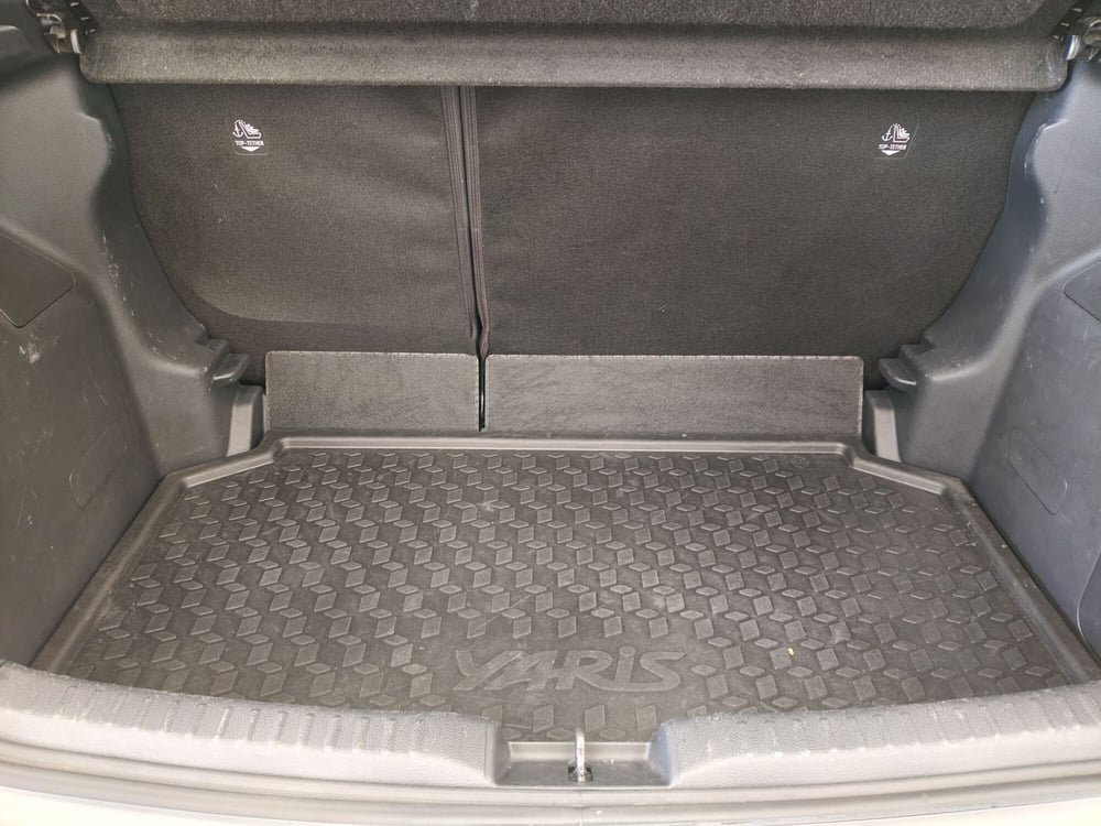 Toyota Yaris usata a Roma (13)