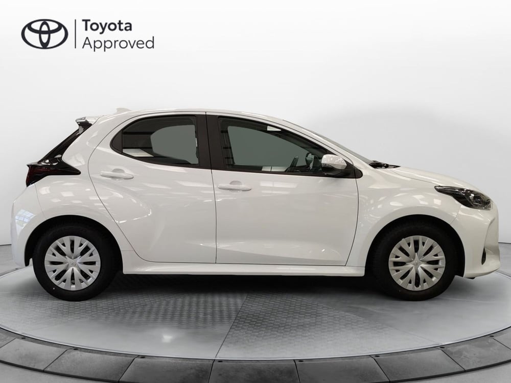 Toyota Yaris usata a Roma (17)