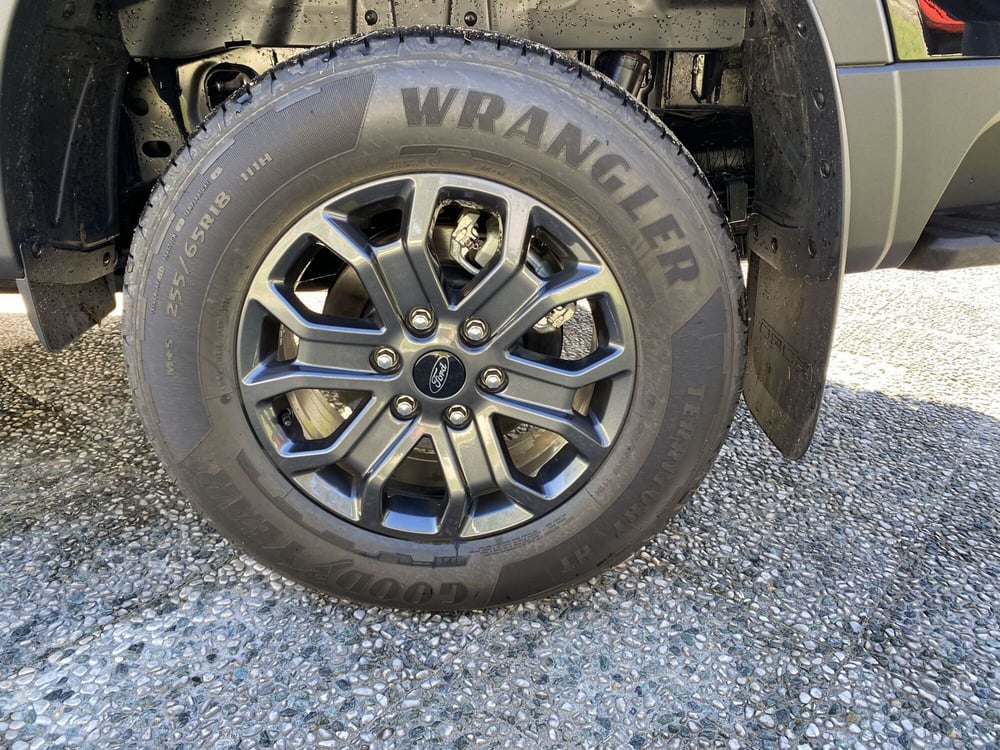 Ford Ranger Pick-up nuova a La Spezia (9)