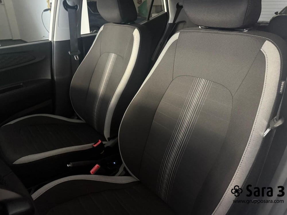 Hyundai i10 nuova a Benevento (9)