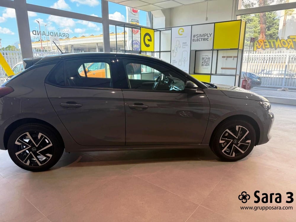 Opel Corsa nuova a Benevento (5)