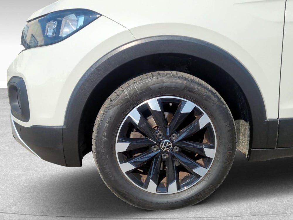 Volkswagen T-Cross usata a Livorno (15)