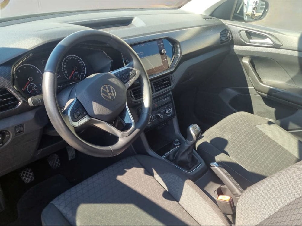 Volkswagen T-Cross usata a Livorno (8)