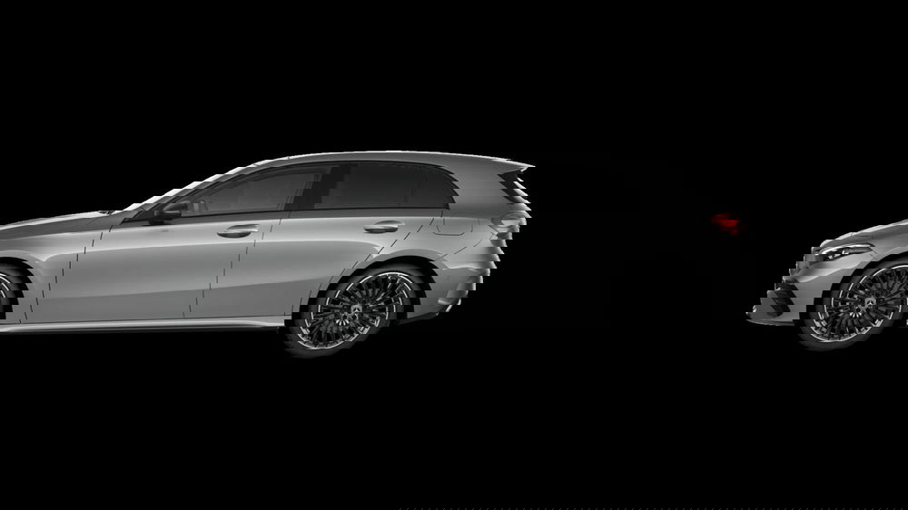 Mercedes-Benz Classe A nuova a Milano (2)