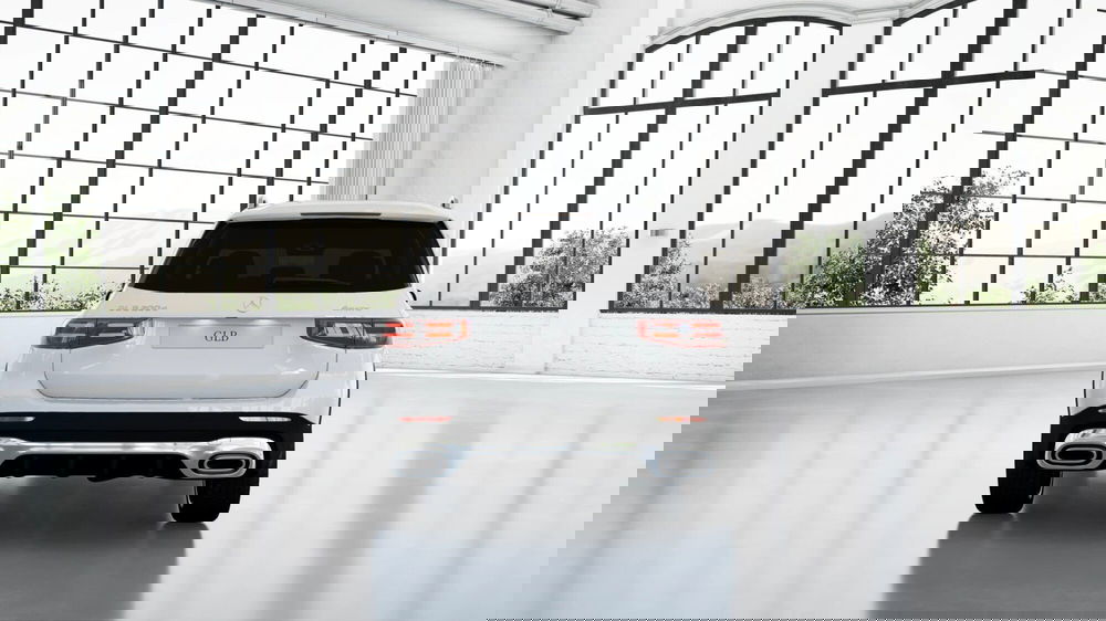 Mercedes-Benz GLB nuova a Pescara (5)