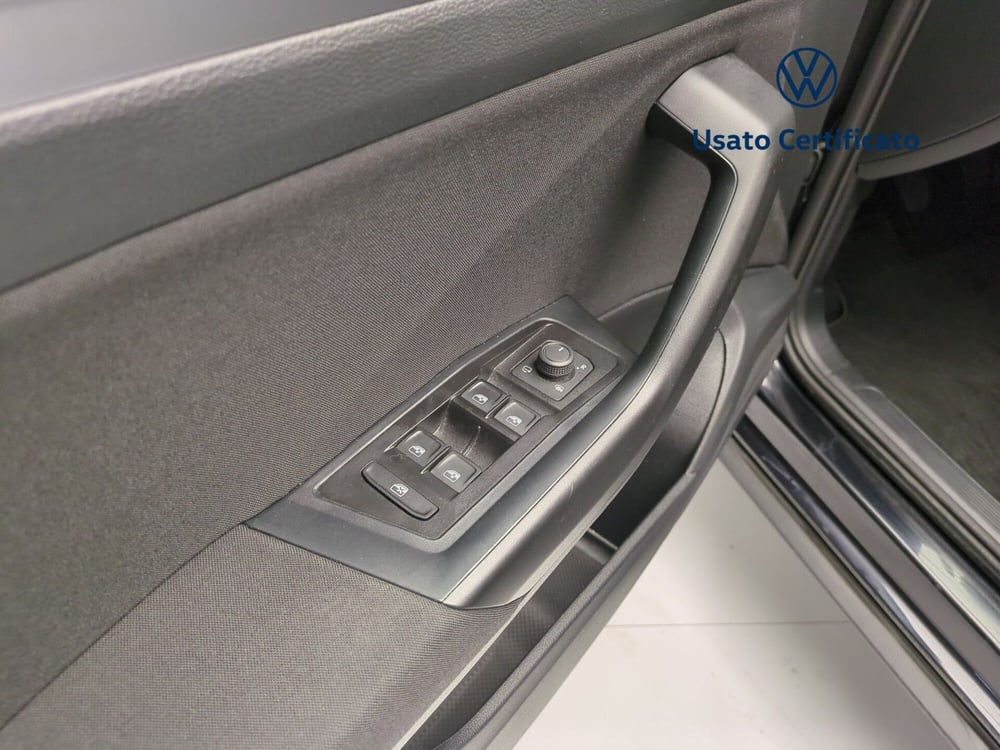 Volkswagen T-Roc usata a Avellino (15)