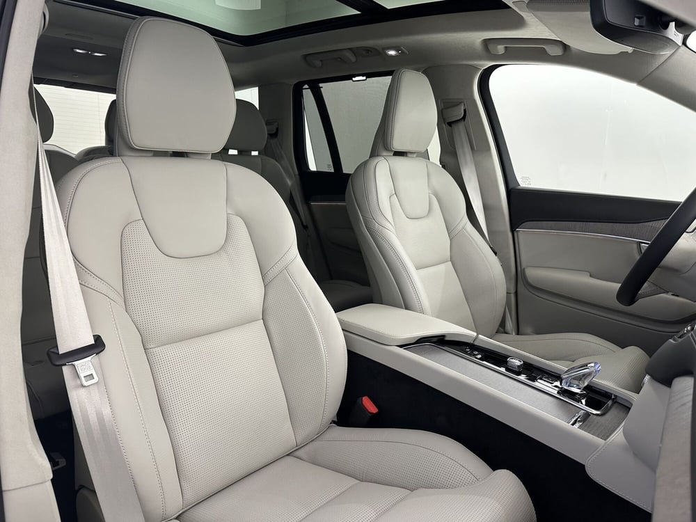 Volvo XC90 nuova a Bergamo (10)