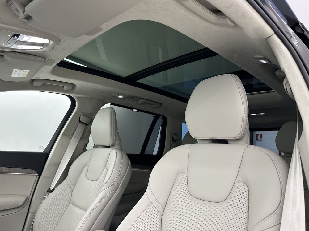 Volvo XC90 nuova a Bergamo (13)