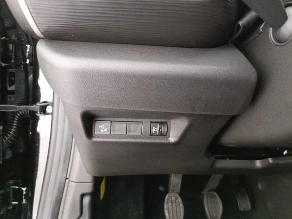 Jeep Avenger usata a Treviso (8)