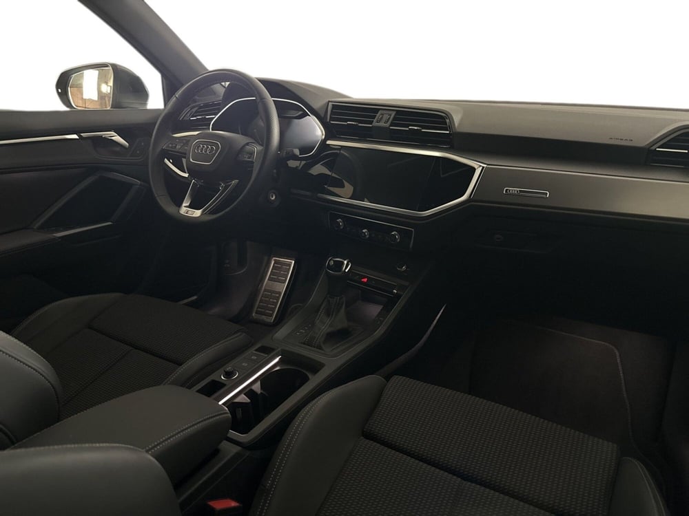 Audi Q3 Sportback usata a Napoli (10)