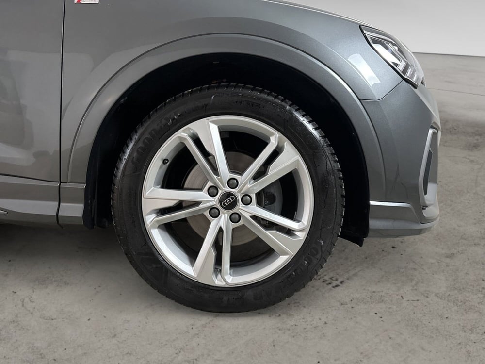Audi Q3 Sportback usata a Napoli (17)