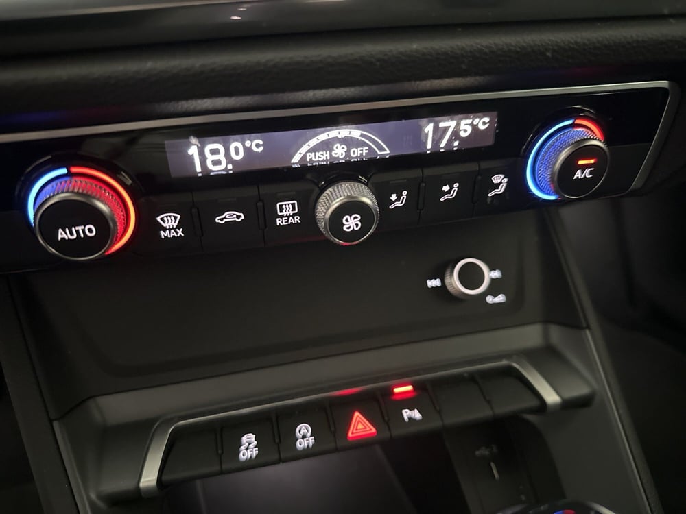 Audi Q3 Sportback usata a Napoli (18)