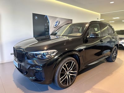 BMW X5 xDrive30d xLine del 2020 usata a Alba
