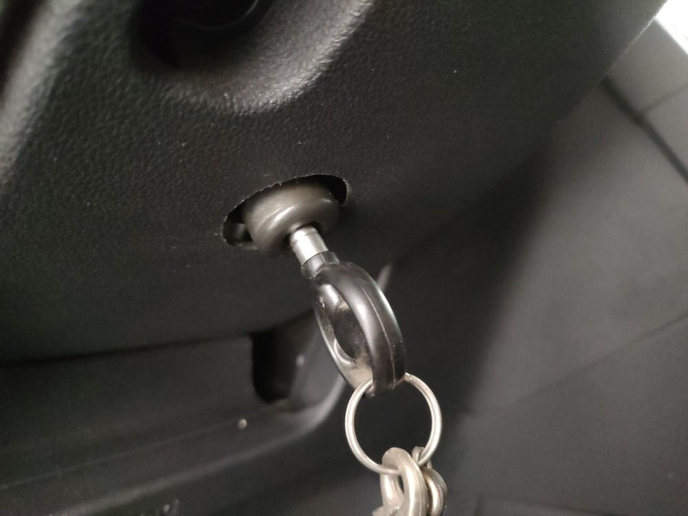 Volkswagen Golf usata a Napoli (13)