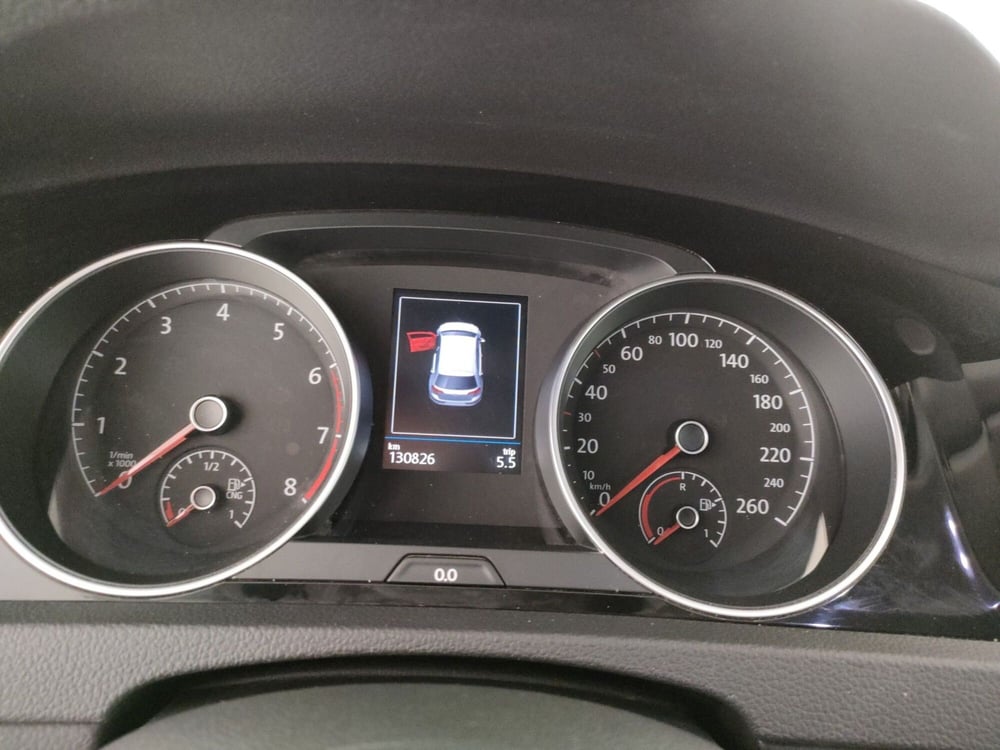 Volkswagen Golf usata a Napoli (14)
