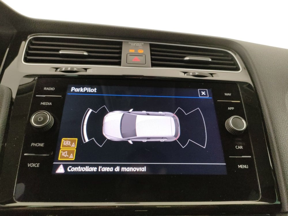 Volkswagen Golf usata a Napoli (16)